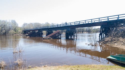 Мост через Туру